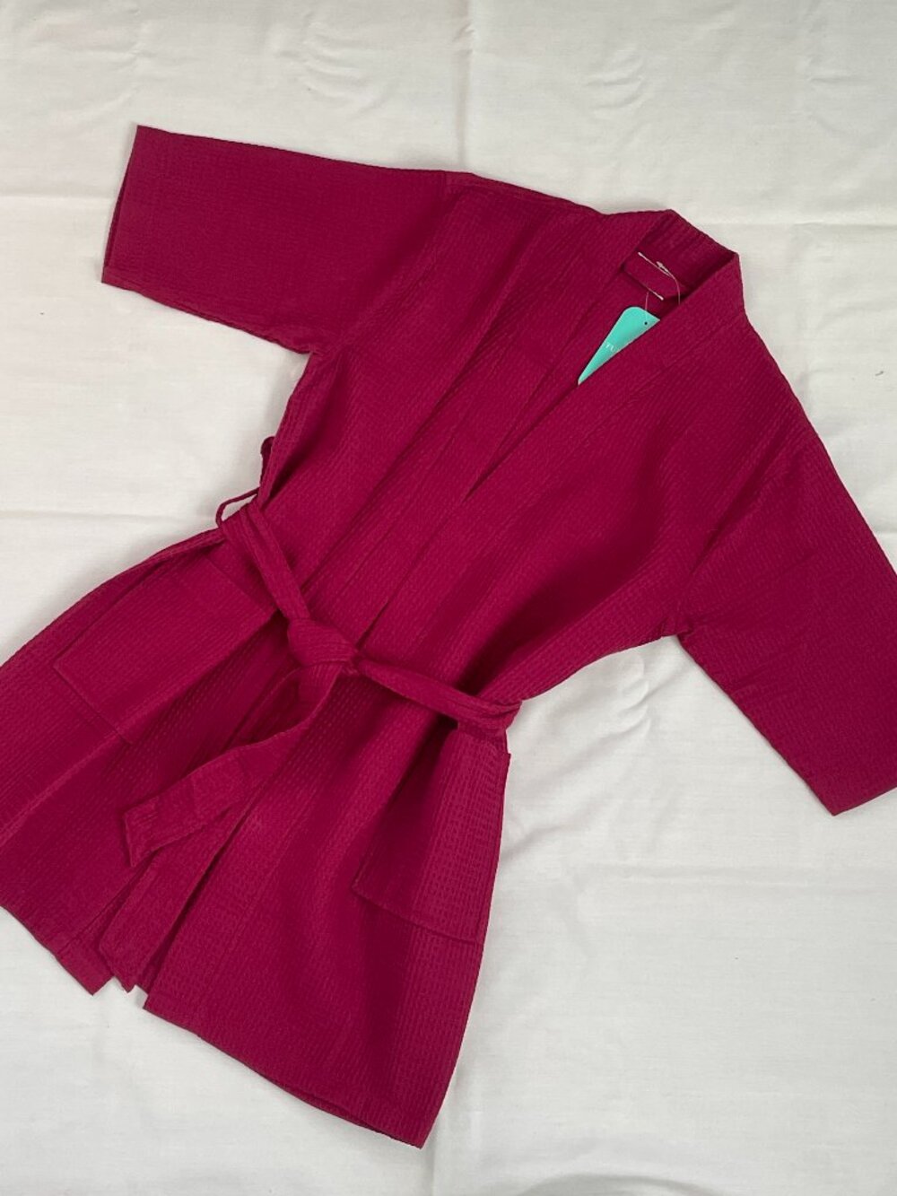 NWT Turquaz magenta waffle weave quarter sleeve robe with pockets